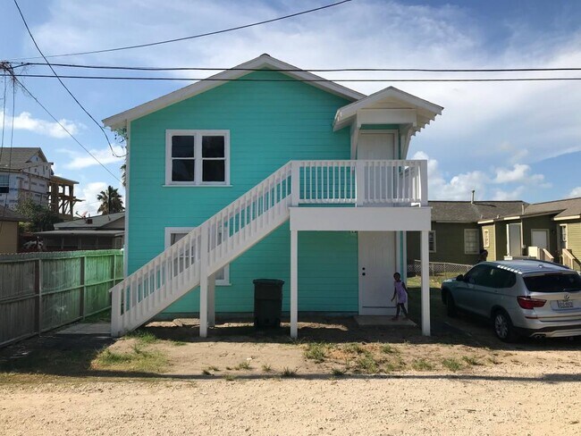 Front Exterior Gulf view from porchLivkmh - 2919 Avenue R