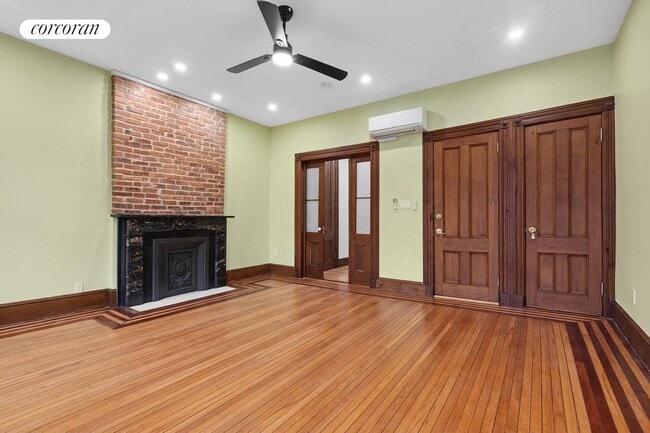 Building Photo - 446 E 118th St