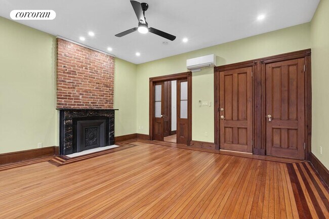 Foto del edificio - 446 E 118th St