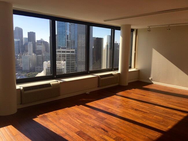 Building Photo - 155 N Harbor Dr