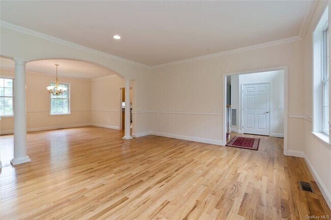 Foto del edificio - 279 Buttonwood Ave