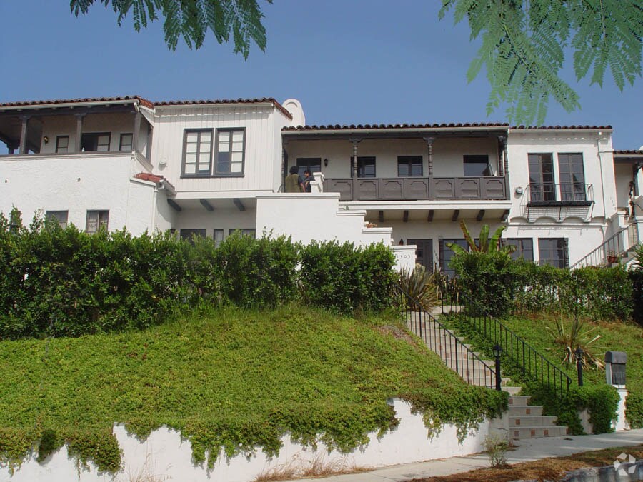Building Photo - 1301-1309 Westerly Ter