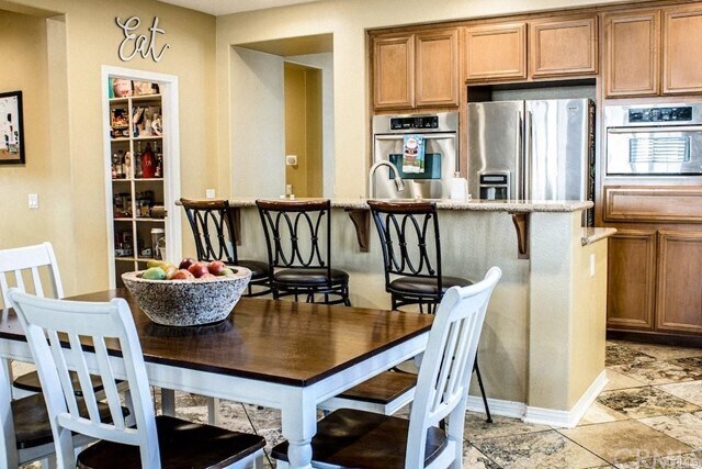 Foto del edificio - 14166 Coldbrook Cir