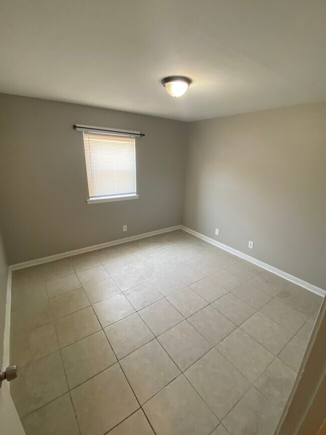 Foto del edificio - 3809 Carpenter Dr