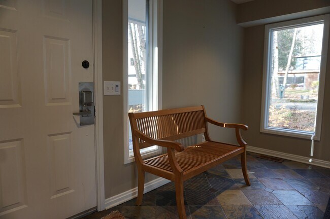 Foto del edificio - 3040 Widgeon Ln