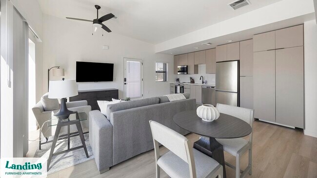 Foto del edificio - 2121 W Butler Dr