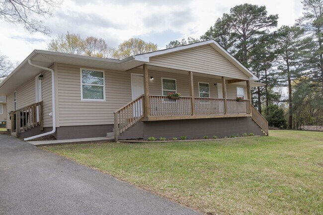 Foto del edificio - 613 W 4th Ave