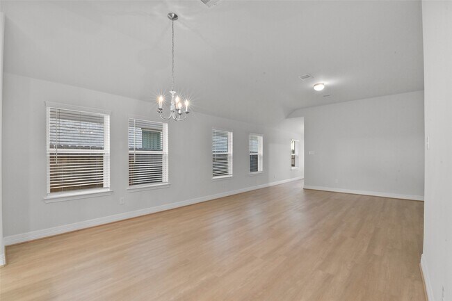 Building Photo - 21247 Catalina Palm Dr