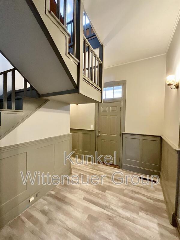 Foto del edificio - 104 S Alton St