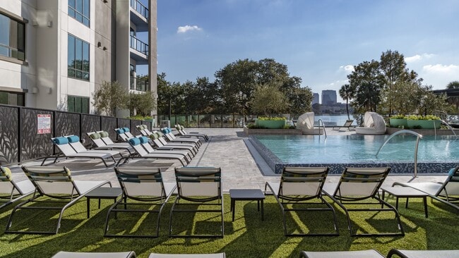 Foto del edificio - Lake House
