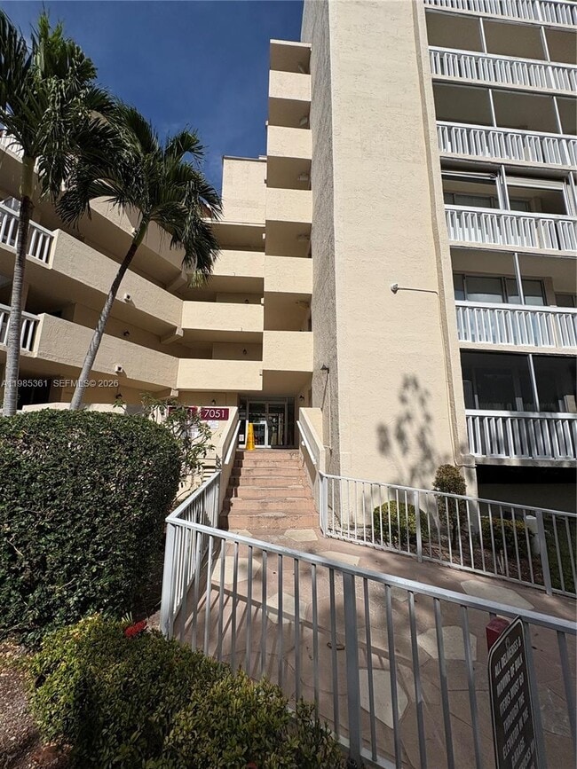 Building Photo - 7051 Environ Blvd