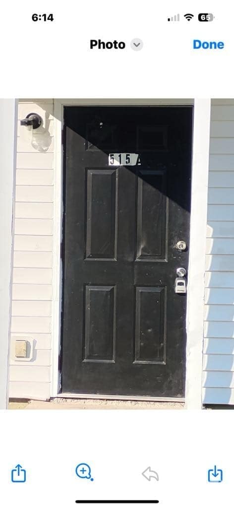 Building Photo - 503 River Rd