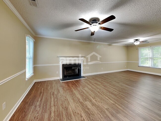 Foto del edificio - 3100 Twatchman Dr