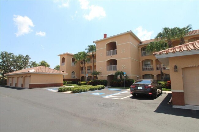 Foto del edificio - 121 N Auburn Rd