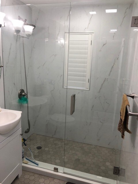Foto del edificio - 218 E 18th St
