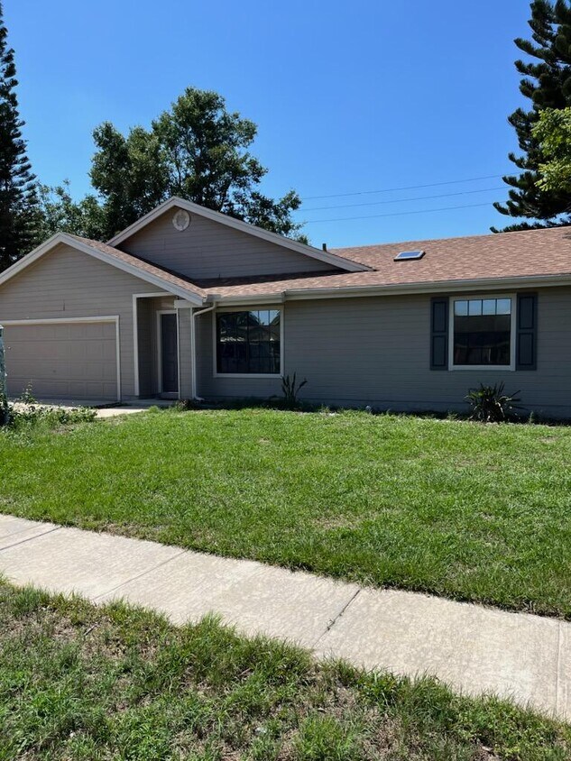 866 Crows Bluff Ln, Sanford, FL 32773 House Rental in Sanford, FL