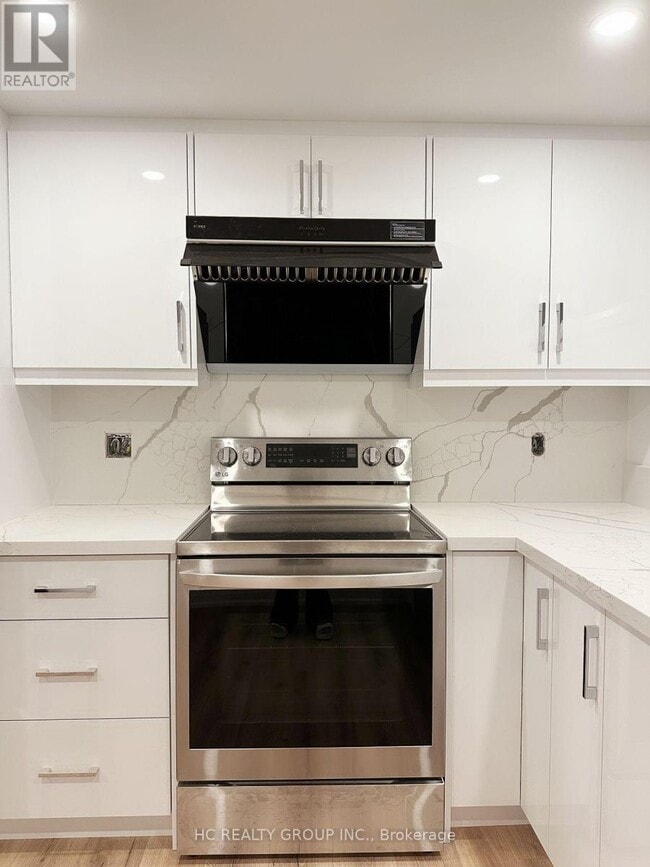 Photo du bâtiment - 34 Birchard St