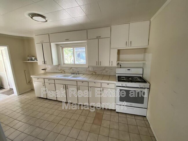 Foto del edificio - 316 Maplelawn St SE