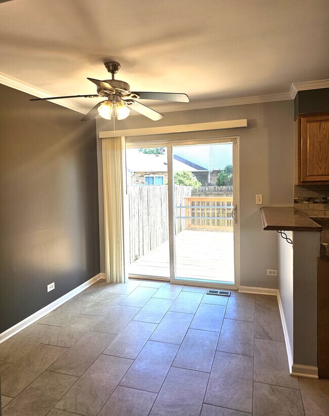 Building Photo - 1052 Richton Pl