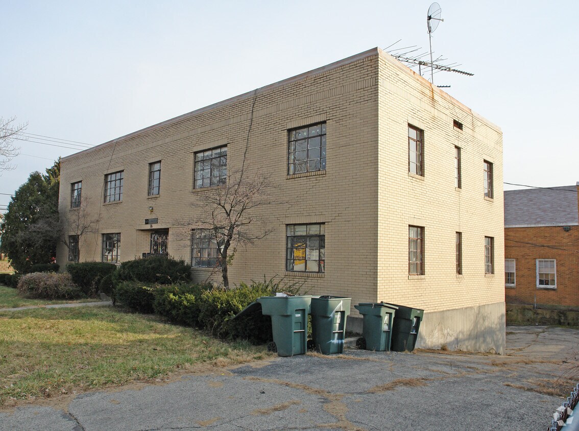 2921 N Main St, Dayton, OH 45405 Apartments in Dayton, OH