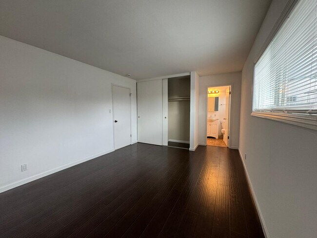 Foto del edificio - 3232 14th Ave