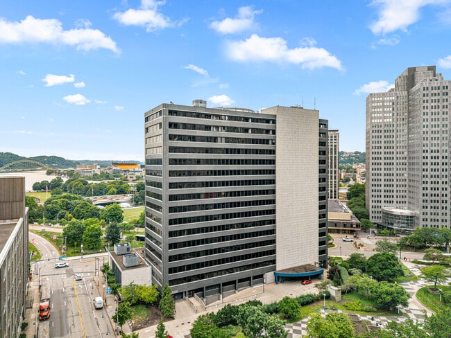 Building Photo - 300 Liberty Ave