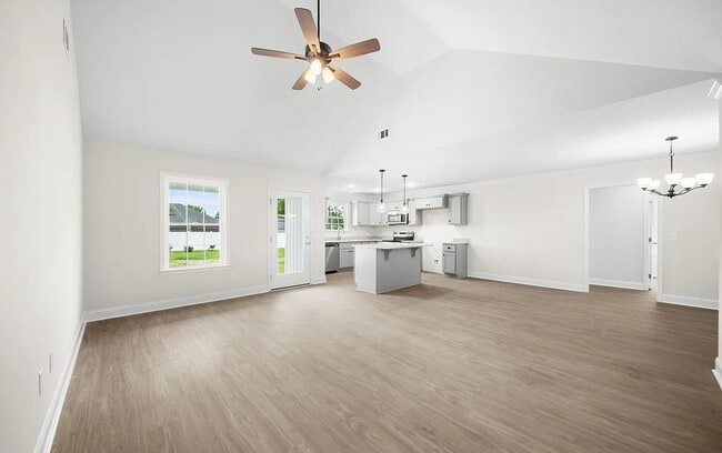 Building Photo - 102 Enclave Ct