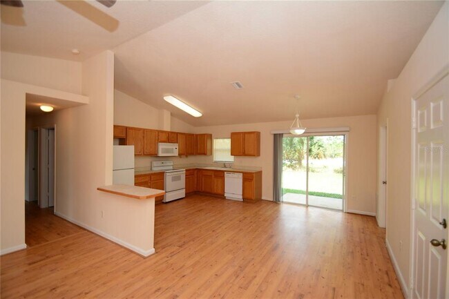 Foto del edificio - 53 Bud Field Dr