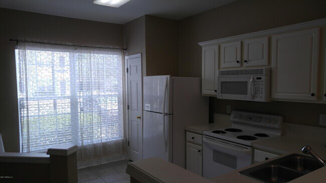 Foto del edificio - 3528 Twisted Tree Ln
