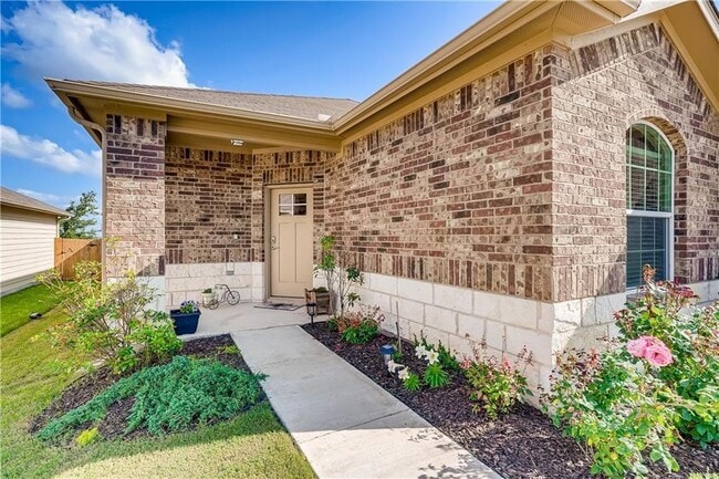 Building Photo - 5109 Winsbury Dr