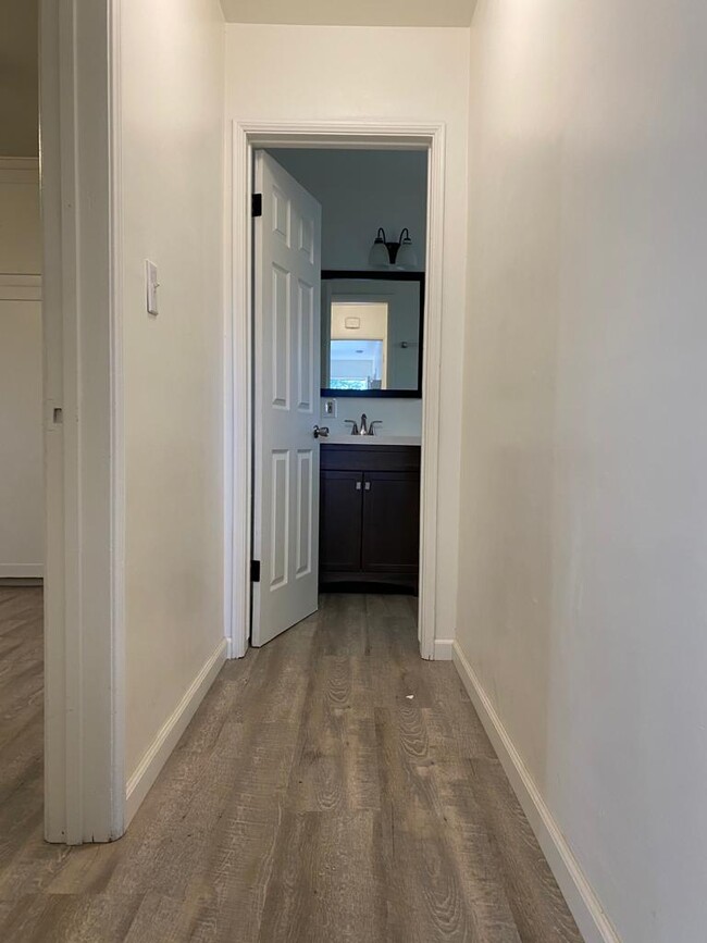 Foto del edificio - 14654 Polk St