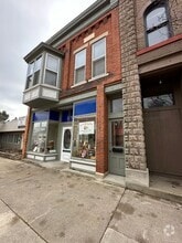 Building Photo - 119 E Main St