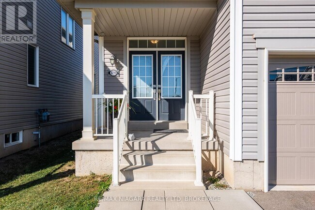 Photo du bâtiment - 8719 Sourgum Ave
