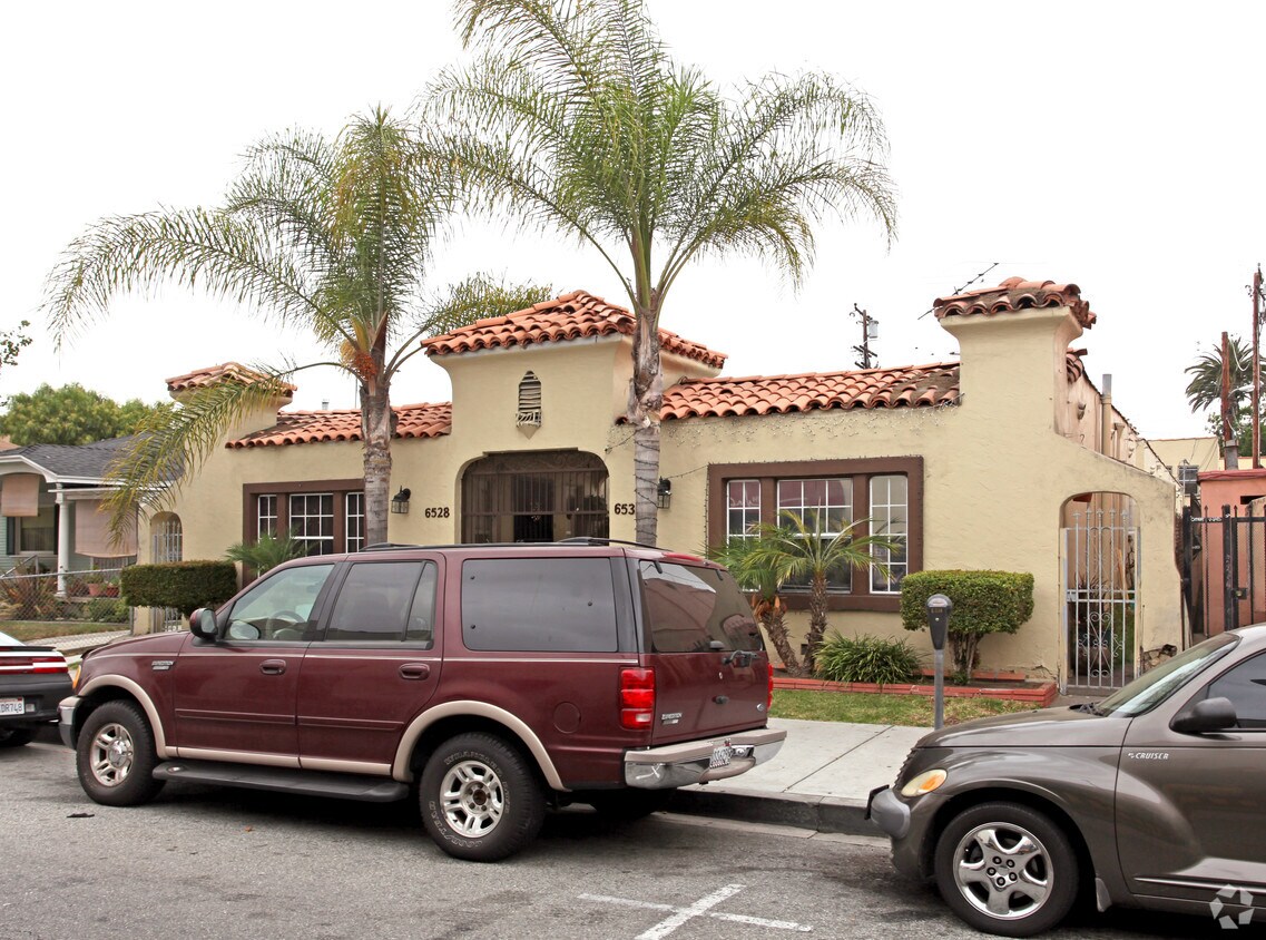 Building Photo - 6528 Seville Ave