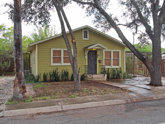 Foto del edificio - 208 N 8th St