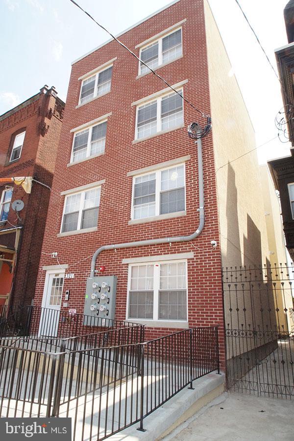 Foto del edificio - 321 N 40th St