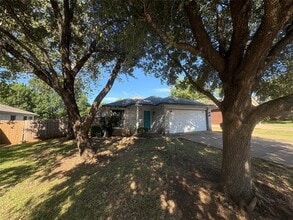 Building Photo - 1207 Shaun Dr