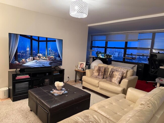 Foto del edificio - 7004 JFK Blvd E