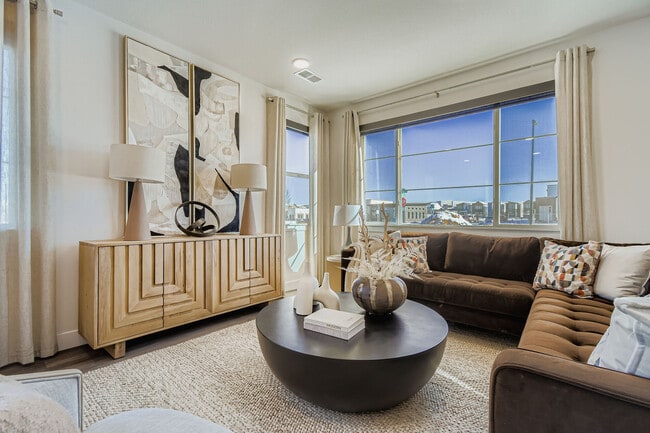 Building Photo - Union at the Park