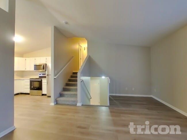 Building Photo - 308 N 46th Ave