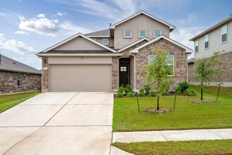 Building Photo - 129 Briggs Ln
