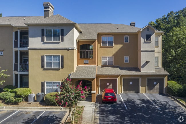 Foto del edificio - Perimeter Circle