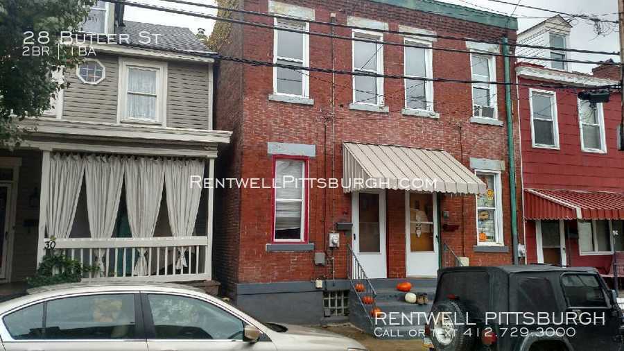 Primary Photo - Cozy Row house in Millvale