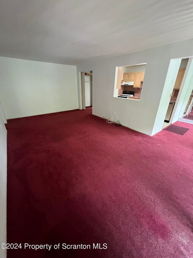 Foto del edificio - 1409 Summit Pointe