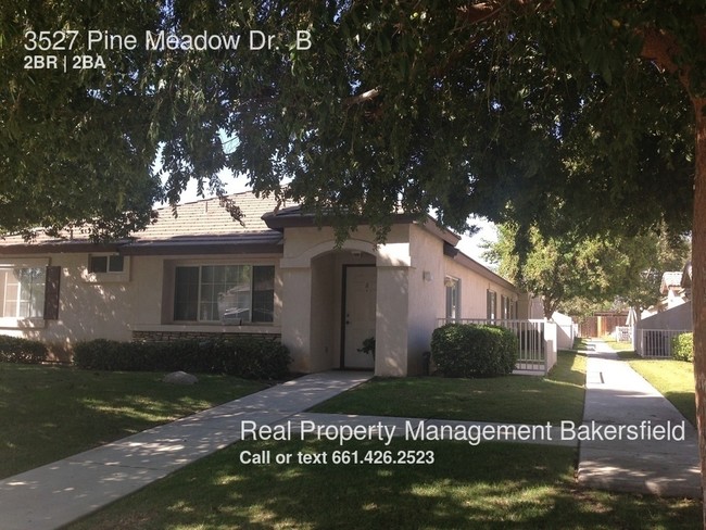 Foto del edificio - 3527 Pine Meadow Dr