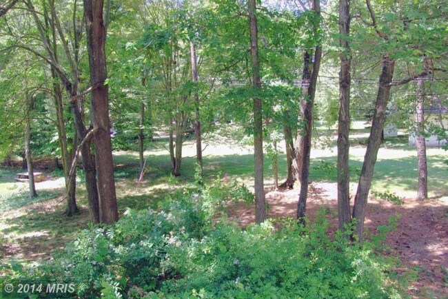 Building Photo - 5802 Bellanca Dr