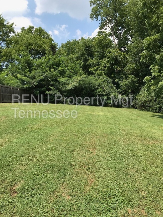 Building Photo - 1405 Huffine St