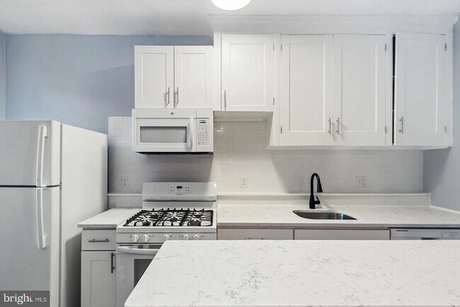 Foto del edificio - 623-25 Pine St