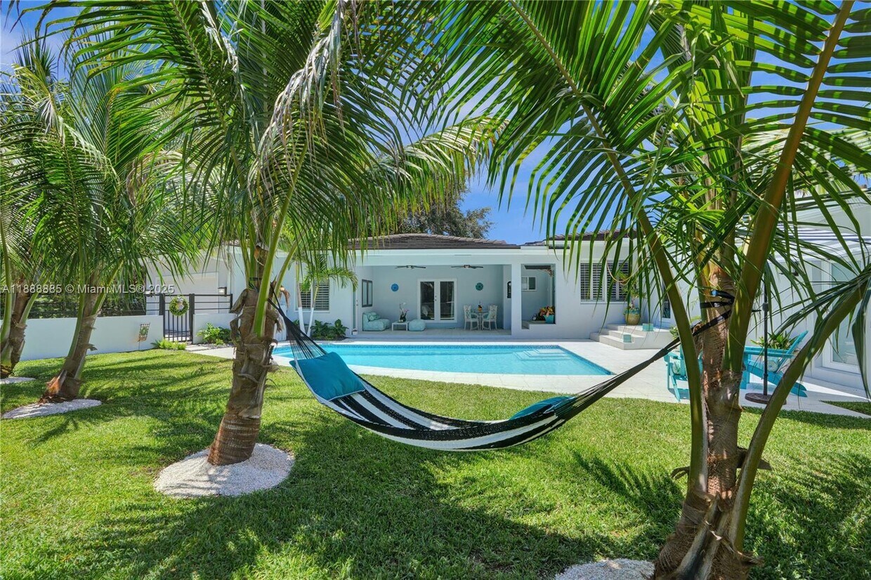 Foto principal - 4705 Granada Blvd