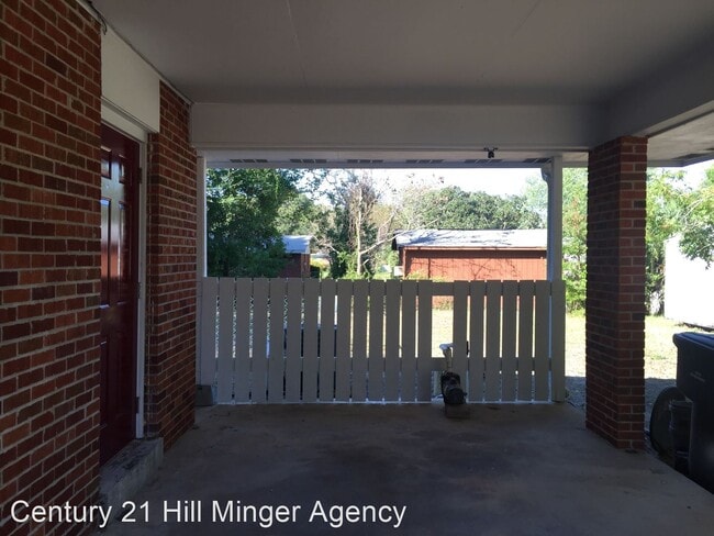 Building Photo - 3 br, 1.5 bath House - 113 NW Moriarty Street